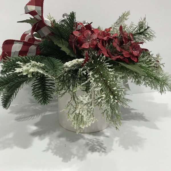Christmas flower centerpiece decoration-The Liquidation Club