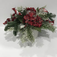 Christmas flower centerpiece decoration-The Liquidation Club